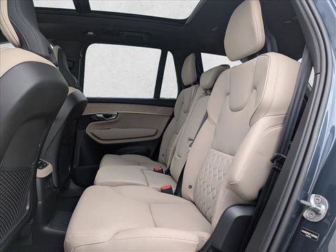 New 2026 Volvo XC90 T8 Plus image 17