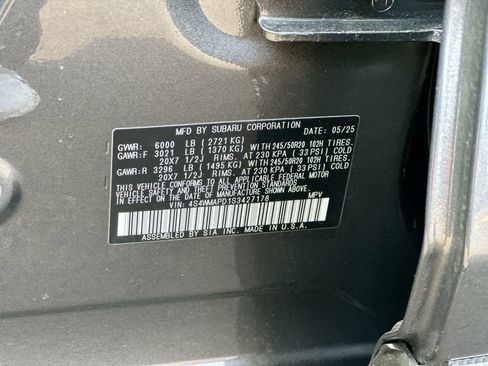 Certified 2025 Subaru Ascent Limited image 32