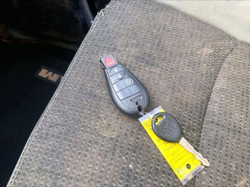 Used 2014 RAM 1500 Big Horn image 15