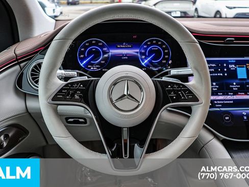 Used 2023 Mercedes-Benz EQS 580 4MATIC SUV image 32