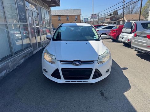Used 2012 Ford Focus SEL image 2