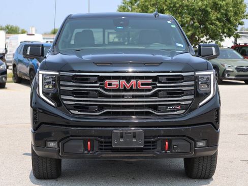 Used 2025 GMC Sierra 1500 AT4 w/ AT4 Premium Package AWD/4WD image 5