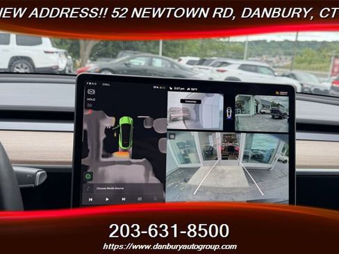 Used 2023 Tesla Model Y Performance AWD/4WD image 19