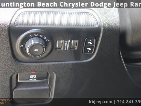Used 2022 Jeep Wagoneer Series III image 15