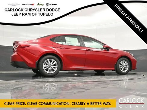 Used 2025 Toyota Camry LE w/ Convenience Package FWD image 40