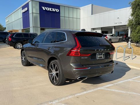 Used 2021 Volvo XC60 T5 Inscription w/ Advanced Package AWD/4WD image 4