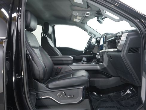 Used 2022 Ford F150 Lariat w/ Equipment Group 502A High image 11