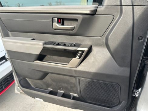 Used 2024 Toyota Tundra Limited image 22