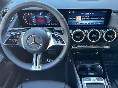 Used 2026 Mercedes-Benz GLA 250 image 25