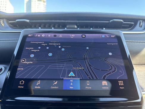 Used 2023 Jeep Grand Cherokee L Limited image 20