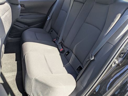 Used 2025 Toyota Corolla LE image 26