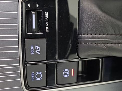 Used 2022 Toyota Sienna XSE AWD/4WD image 20