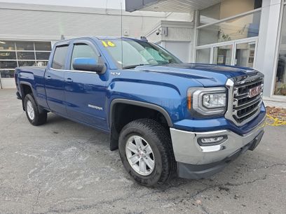 Used 2016 GMC Sierra 1500 SLE w/ SLE Value Package