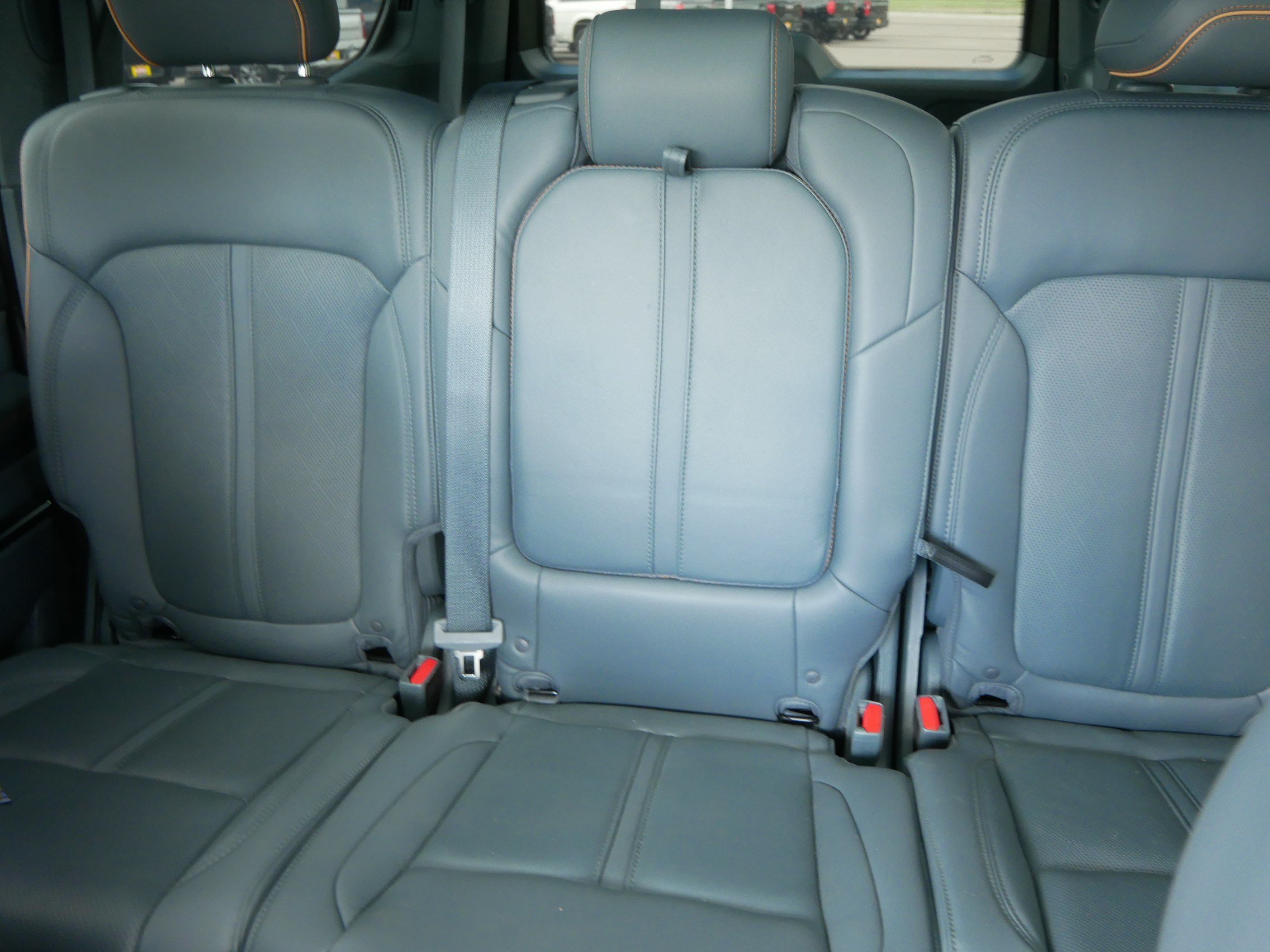 Used 2022 Jeep Grand Wagoneer Series II w/ Flexible Seating Group AWD/4WD image 13