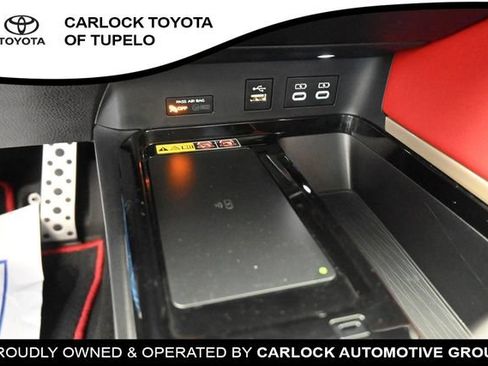 Used 2025 Toyota Camry XSE FWD image 14