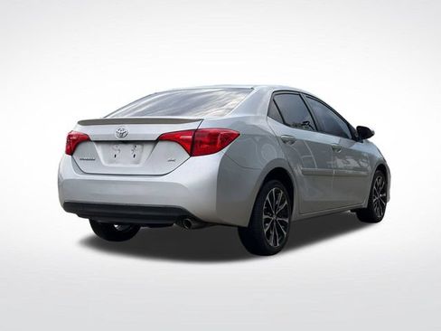 Used 2019 Toyota Corolla SE FWD image 17
