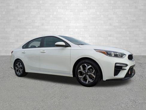 Used 2021 Kia Forte LXS image 1