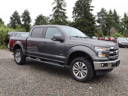 Used 2017 Ford F150 Lariat w/ Max Trailer Tow Package AWD/4WD image 4