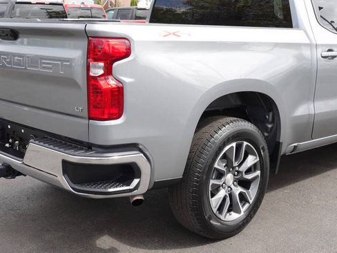 Used 2023 Chevrolet Silverado 1500 LT AWD/4WD image 12