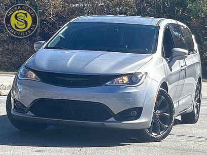 Used 2019 Chrysler Pacifica Touring Plus w/ Advanced Safetytec Group