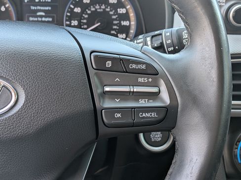 Used 2021 Hyundai Kona SEL FWD image 24