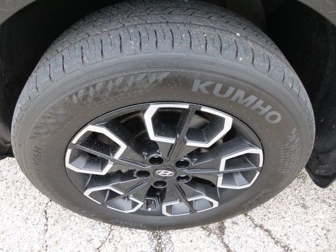 Used 2024 Hyundai Santa Cruz SEL AWD/4WD image 16