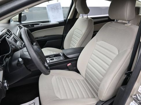Used 2018 Ford Fusion S FWD image 23