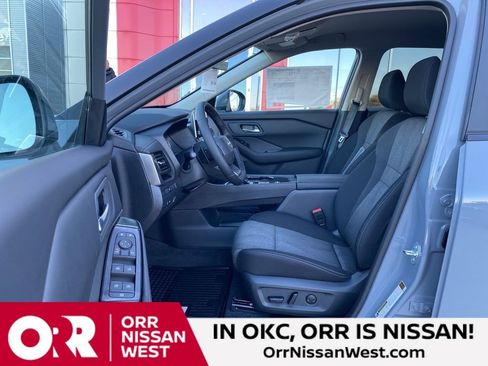 New 2026 Nissan Rogue SV image 12