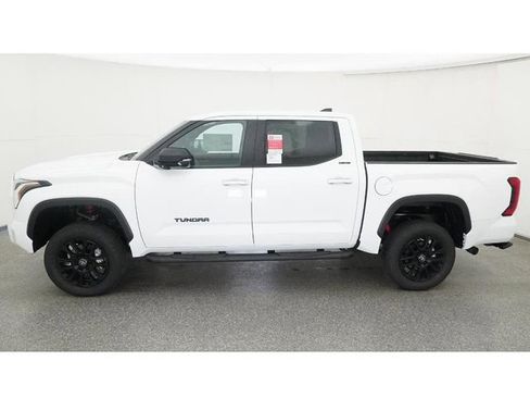 New 2026 Toyota Tundra Limited AWD/4WD image 3