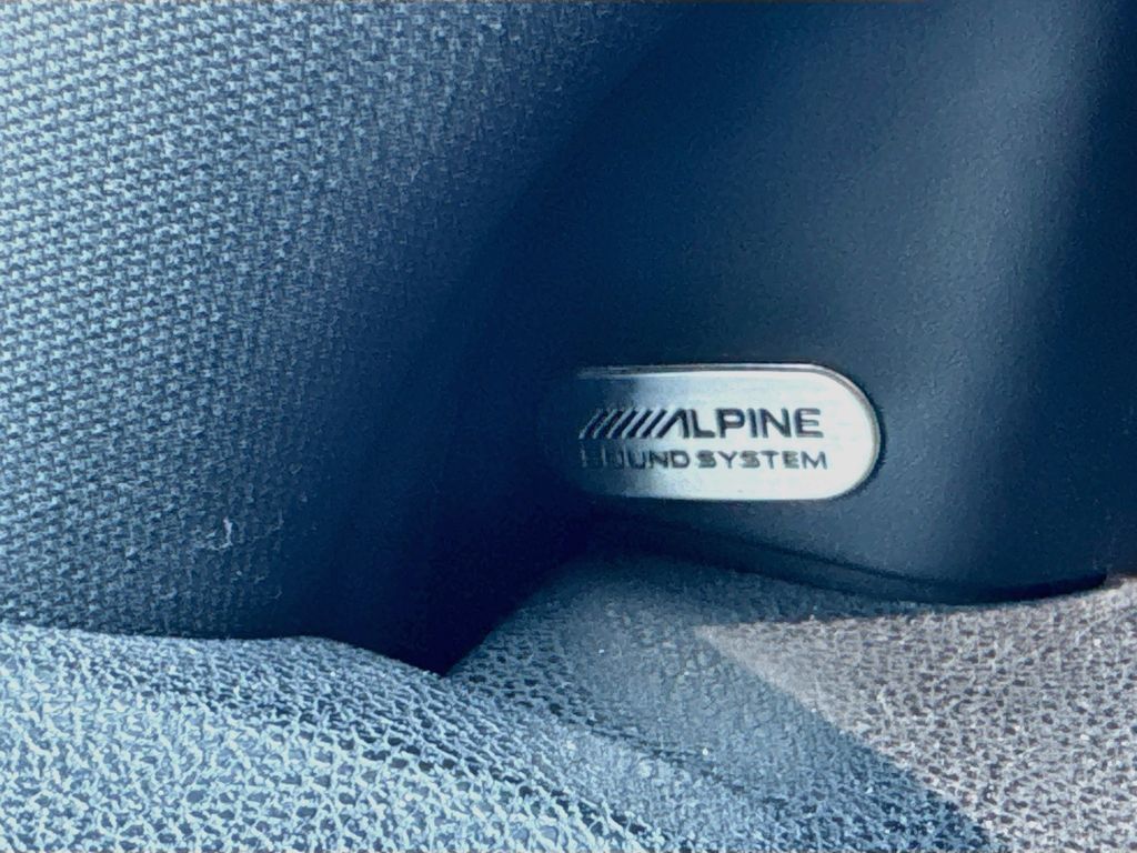 Used 2022 Chrysler 300 S w/ Comfort Group RWD image 19