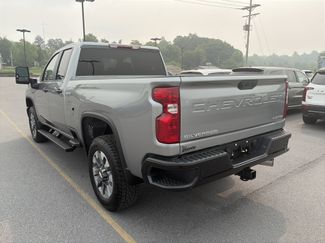 New 2026 Chevrolet Silverado 2500 Custom w/ Custom Value Package AWD/4WD video 4