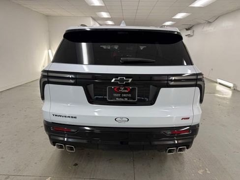 New 2026 Chevrolet Traverse RS image 7
