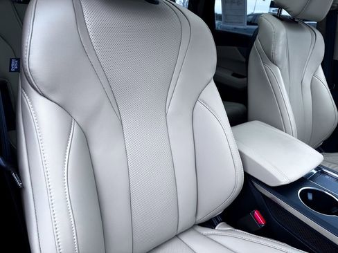 Used 2024 Acura MDX SH-AWD w/ Technology Package image 40