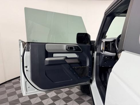 Used 2023 Ford Bronco Badlands AWD/4WD image 27