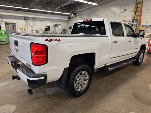 Used 2019 Chevrolet Silverado 3500 High Country w/ Duramax Plus Package image 6