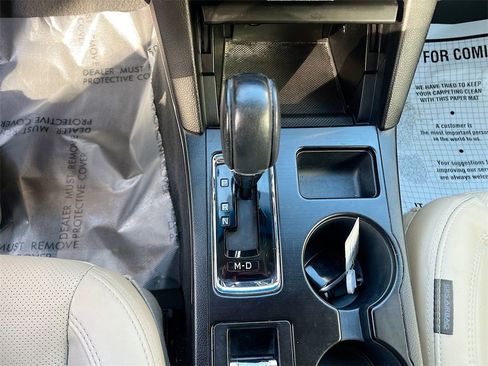 Used 2018 Subaru Outback 2.5i Limited w/ Popular Package #2 image 16