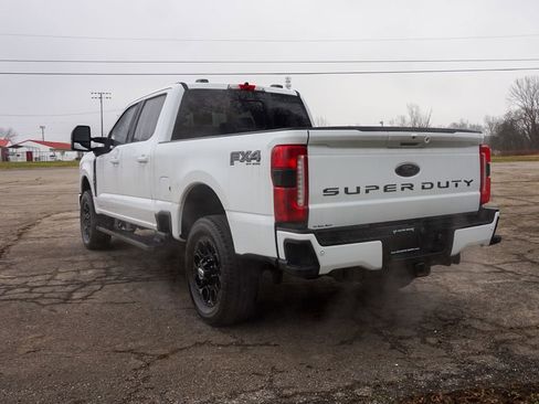 Used 2023 Ford F250 Lariat w/ Black Appearance Package image 5