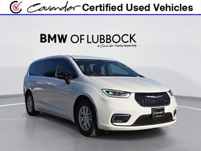 Used 2024 Chrysler Pacifica Touring-L