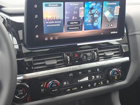 New 2026 Nissan Pathfinder Platinum AWD/4WD image 9