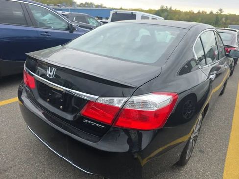 Used 2013 Honda Accord Sport image 2