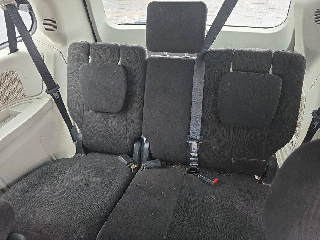 Used 2012 Dodge Grand Caravan Crew w/ Crew Value Pkg FWD image 9