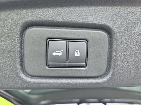 Used 2025 Nissan Pathfinder Platinum w/ Cargo Package FWD image 13