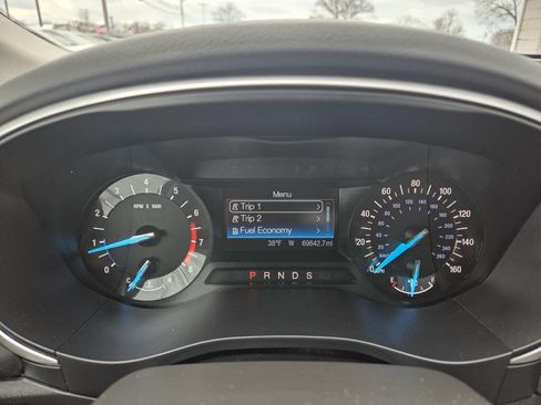 Used 2015 Ford Fusion SE w/ Equipment Group 201A image 29