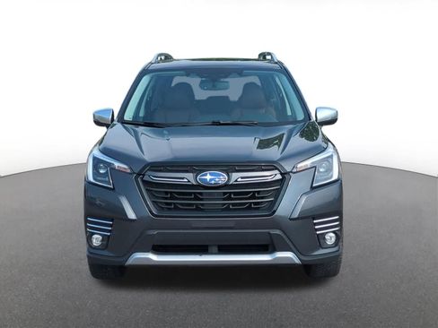 Used 2023 Subaru Forester Touring w/ Popular Package #2 AWD/4WD image 9
