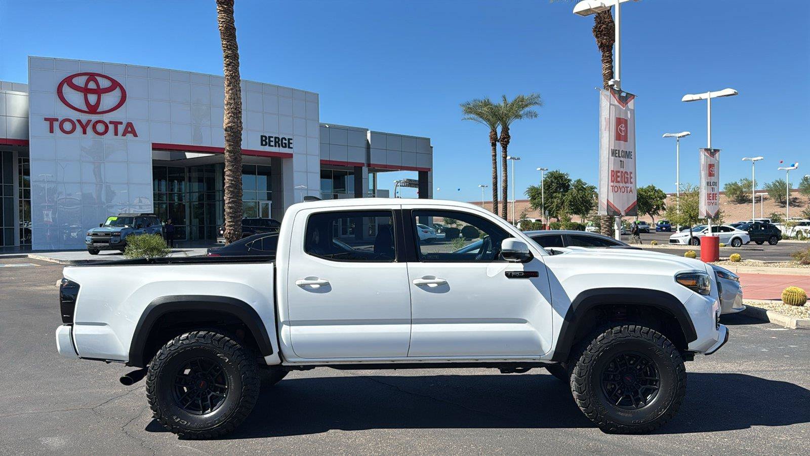 Used 2020 Toyota Tacoma TRD Pro AWD/4WD image 10