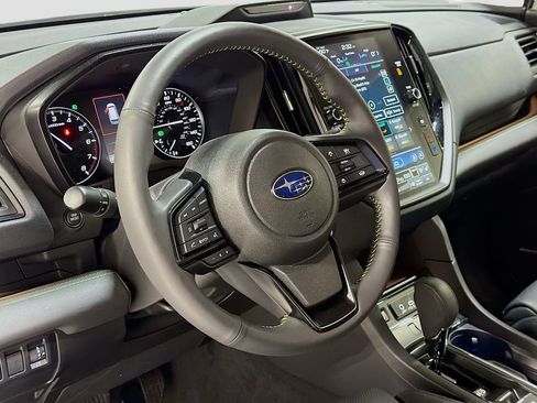 Used 2025 Subaru Ascent Bronze Edition AWD/4WD image 12