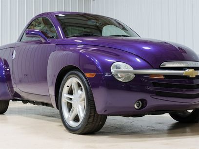 Used 2004 Chevrolet SSR w/ Preferred Equipment Group