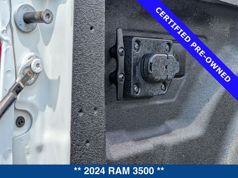 Used 2024 RAM 3500 Big Horn AWD/4WD image 15