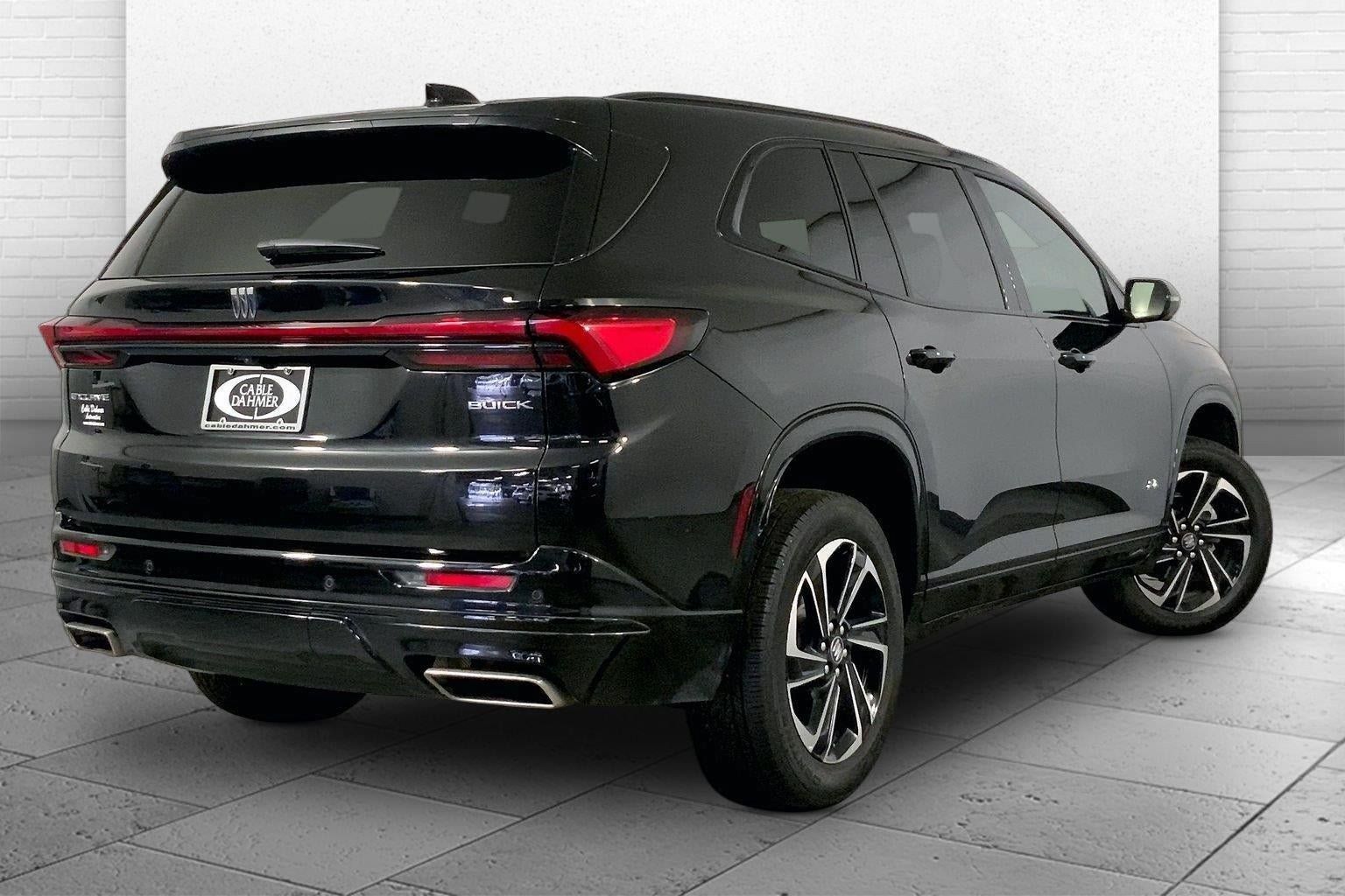 Used 2026 Buick Enclave Sport Touring FWD image 14