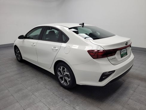 Used 2021 Kia Forte LXS FWD image 3